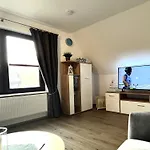 Ankerplatz In Ruhiger Wohngegend 아파트 *